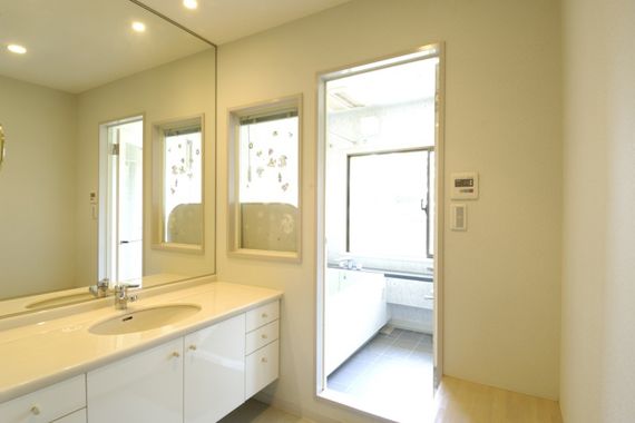 清潔感のあるお風呂